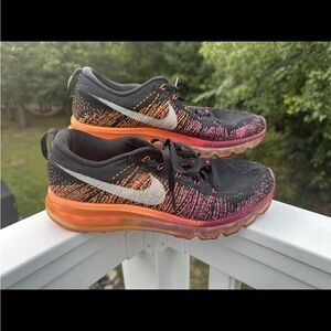Nike Flyknit Max Women's Air Max Running Shoes - Multicolour - Size 9.5